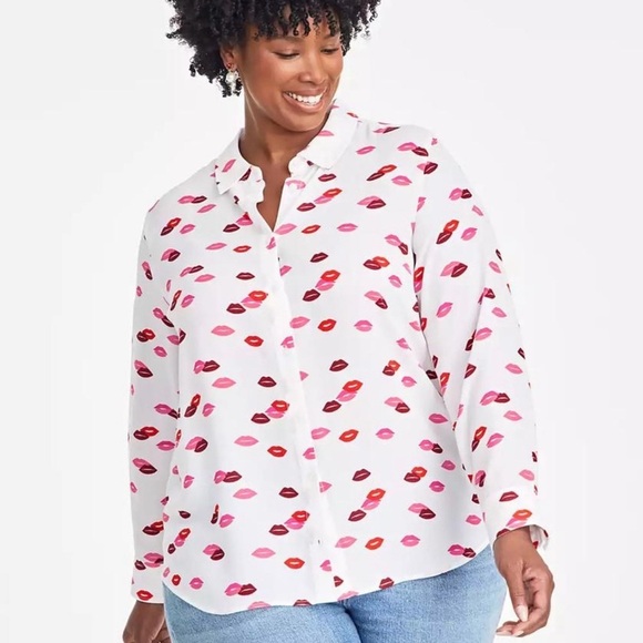 ON 34th Tops - NWT On 34th Women's Trendy Plus Size Lip Party Printed Blouse 2X